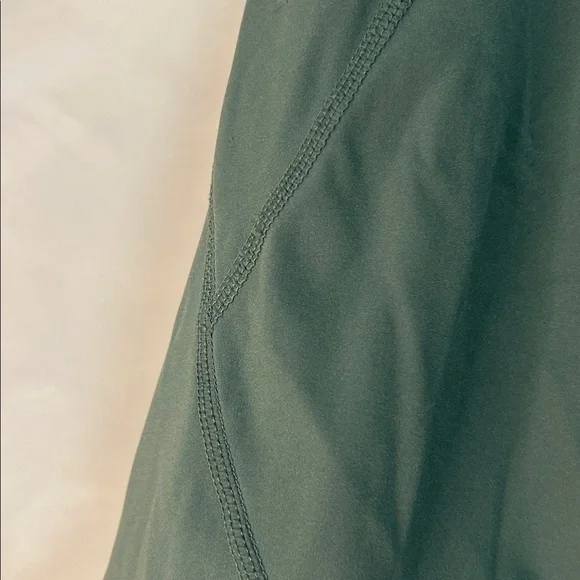 Sweaty Betty Power 9” Biker Shorts sage heath green Size L - Picture 5 of 9